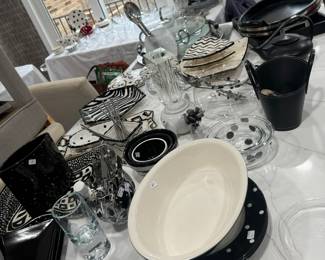 Collection of Pots, Pans, Glassware & Kitchen Accessories