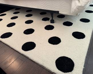 Safavieh Ivory/Black Polka Dot Wool Rug (72"W x 108"L)