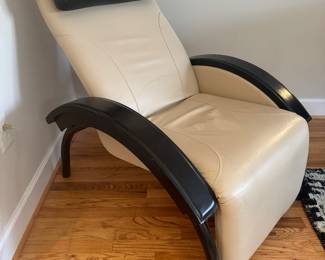 Leather Zero Gravity Recliner Armchair