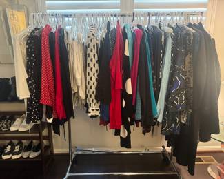 Large collection of women's clothing, shoes & accessories (J Jill, Chicos, Lands End & More Size M-XL, Shoes size 9-1/2)