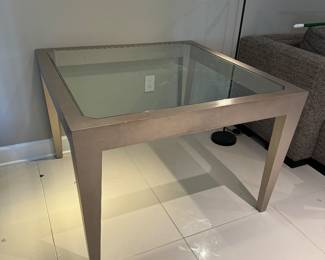 Wooden Base w/ Glass Top Dining Table (42"W x 42"D x 29"H)