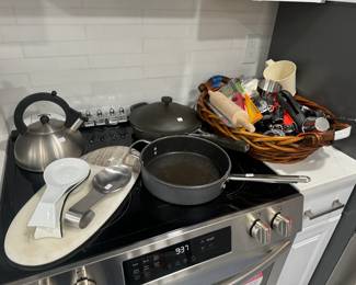 Collection of Pots, Pans, Glassware & Kitchen Accessories