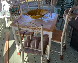 Kitchen Table and Chairs