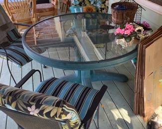 Outdoor Table and Chairs