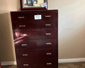 King chest of drawers