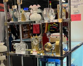 Desk table mantle clocks of all kind 