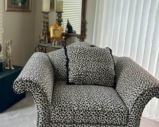 animal print chair