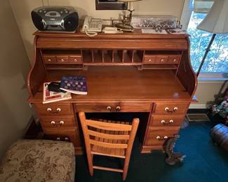 Rolltop Desk in Pristine Condition