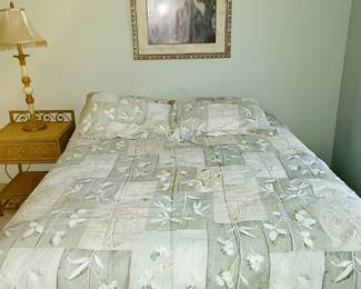 Queen Beautyrest Mattress set