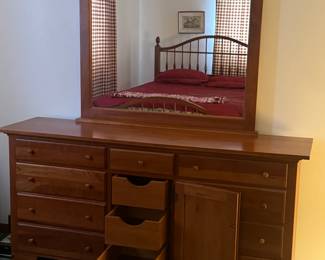 Long Dresser w/Mirror