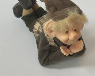 Collection of 8 Zims 2000 "Elves Themselves" Figures