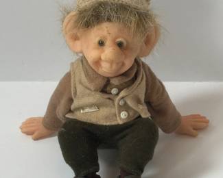 Collection of 8 Zims 2000 "Elves Themselves" Figures