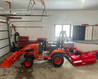 Kubota BX2370 Tractor with 991 Hours of Use.
At our clients request this item will not be 50% on Sunday if it does not sell on Saturday!