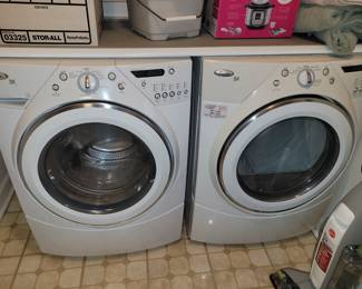 Whirlpool frontload washer and dryer with pedestals and topper