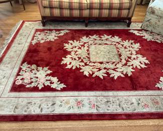 SILK LARGE ASAIN CARPET.