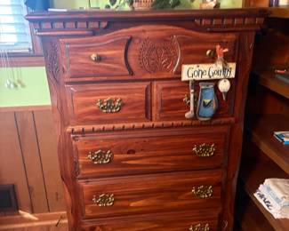 Chest of drawrrs