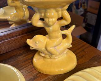 Vintage ceramic holland mold accessories