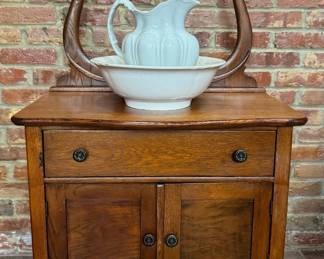 Antique washing station