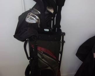 Golf Clubs w/Bag
