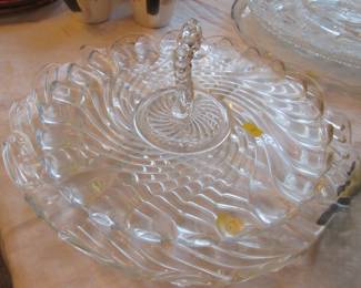 sample of glass serving dishes.