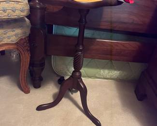 Wine table