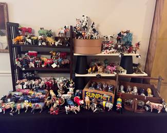 MORE LIKE A "COW PARADE" YOU COULD SAY! SOMEWHERE AROUND 200!