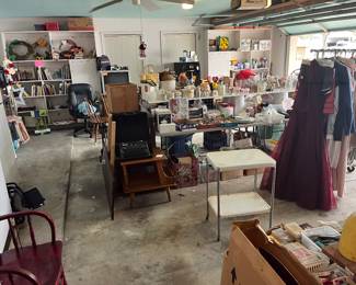 LARGE GARAGE FULL, TOO!