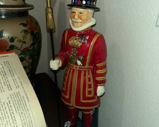 Beefeater Gin ceramic figure w/ original box
