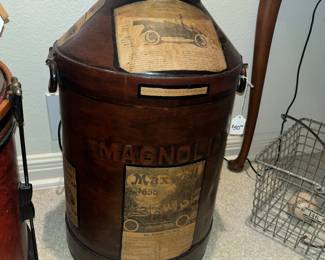 Genuine Magnolia Oil can - decorated!