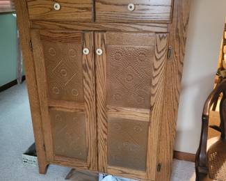 Beautiful oak pie safe.