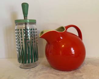 Vintage Uniworld Ice Crusher Jar Hall Pitcher