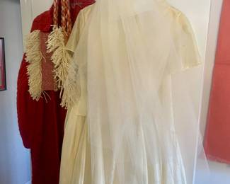 Vintage  Wedding Dress and pillbox veil