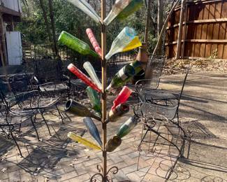 Bottle tree