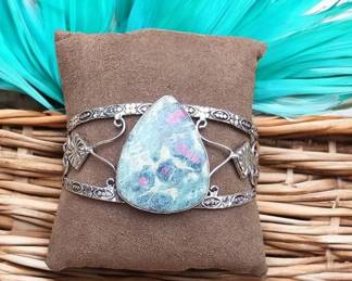 Glistening Ruby Fuchsite Bangle Bracelet Tested