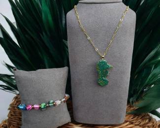 Gorgeous Green Seahorse Necklace Abalone Shell Bracelet 