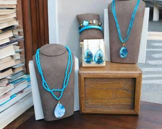 Real Flower Necklace Earrings  Shell Bracelet  Earrings