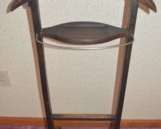 wardrobe hanger 