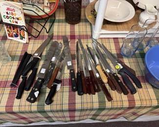 Assortment of Kitchen Cutlery