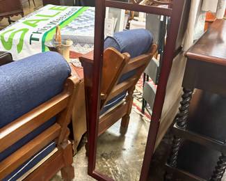 4' Mahogany Framed Door/Wall Mirror with decorative top