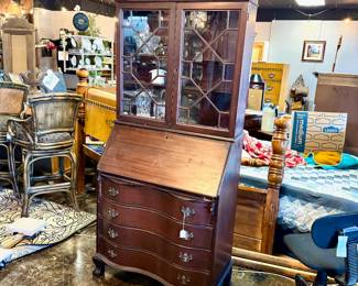 Antique Queen Ane Style, Mahogany, Bowed Front 3-Drawer, Fold-Down-Front Secetary, with Upper Glass Doors and enclosed Bookshelves
