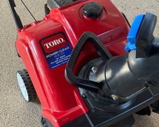 Toro 18" Power Clear 518 Gas Snowblower