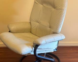 Cream Leather Recliner