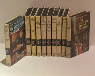 Set of 10 Vintage Nancy Drew Hardcover Books
