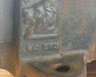 Vintage Monarch 215 Lion Head Bench Vise