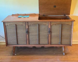 Vintage RCA Vector Stereo Cabinet & Turntable