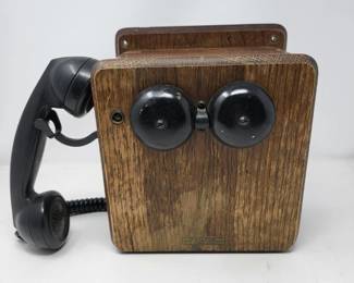 1930s Kellogg Wood Box Bell Telephone