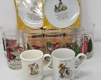 1977 Holly Hobbie CocaCola Christmas Glasses