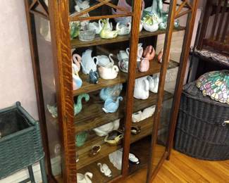 Items Located In The 1st Floor Dining Room