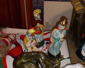 Items Located In The 1st Floor First Bedroom