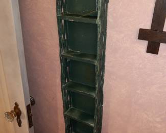 Items Located In The 1st Floor Dining Room